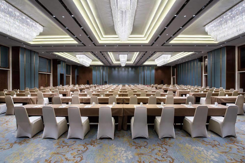 ננג'ינג Jinling Riverside Hotel מראה חיצוני תמונה