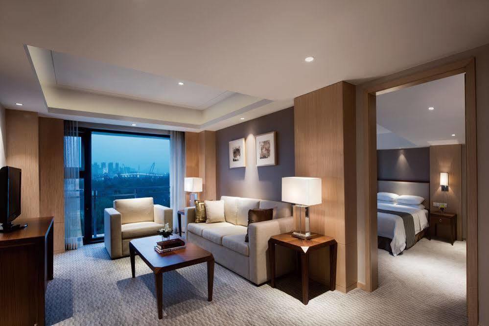 ננג'ינג Jinling Riverside Hotel מראה חיצוני תמונה
